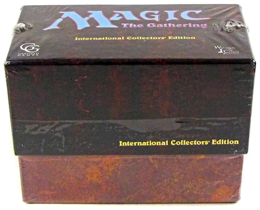 International Edition Box, International Edition P177865